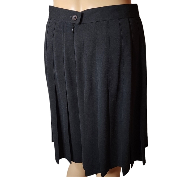 NWT Vintage Ann Taylor Loft Black Pleated Knee Length Flowy Skirt Size 6P - Picture 14 of 16